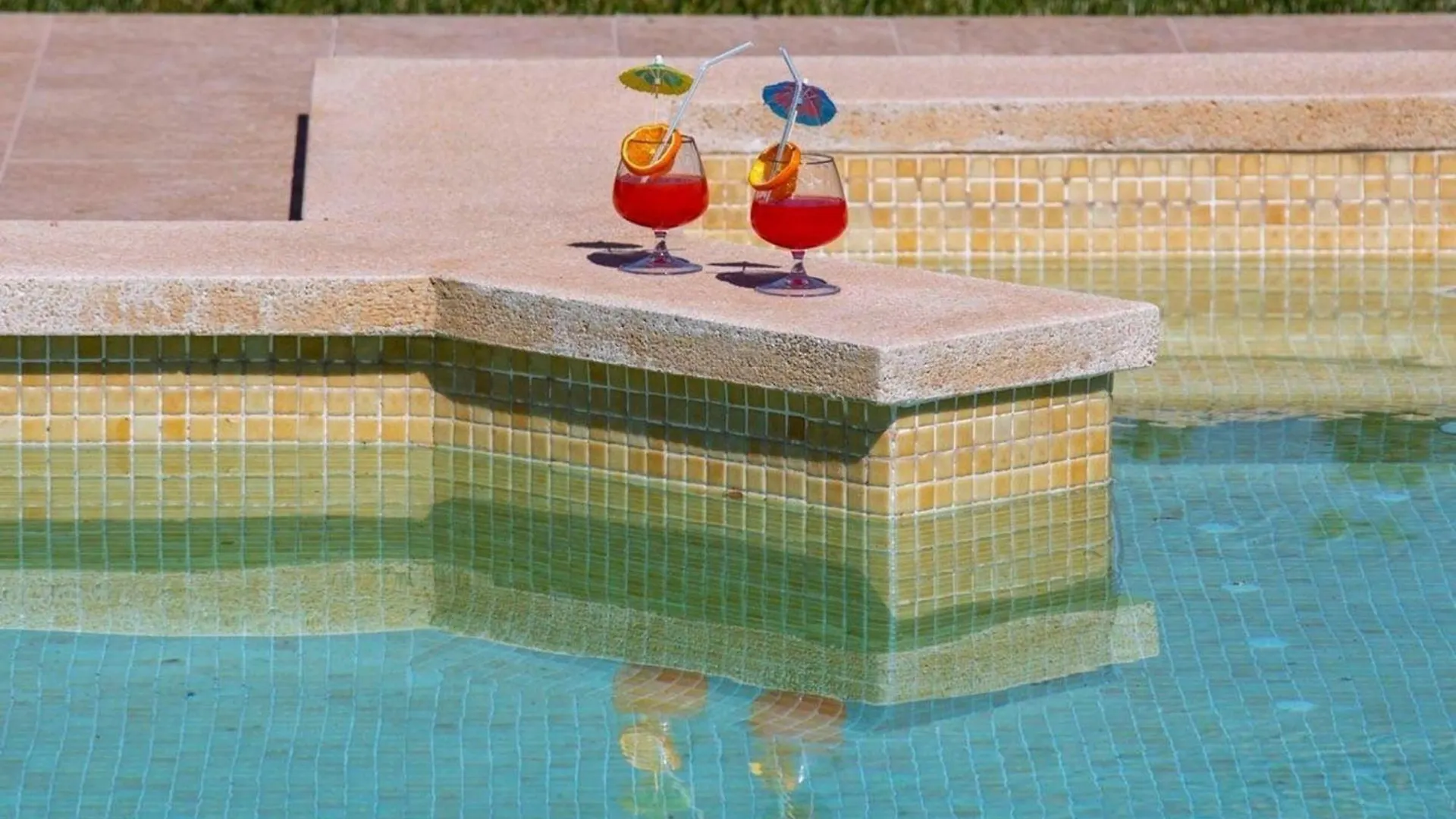 Grosszuegige Finca Mit Beheizbarem Pool Und Jacuzzi Muro