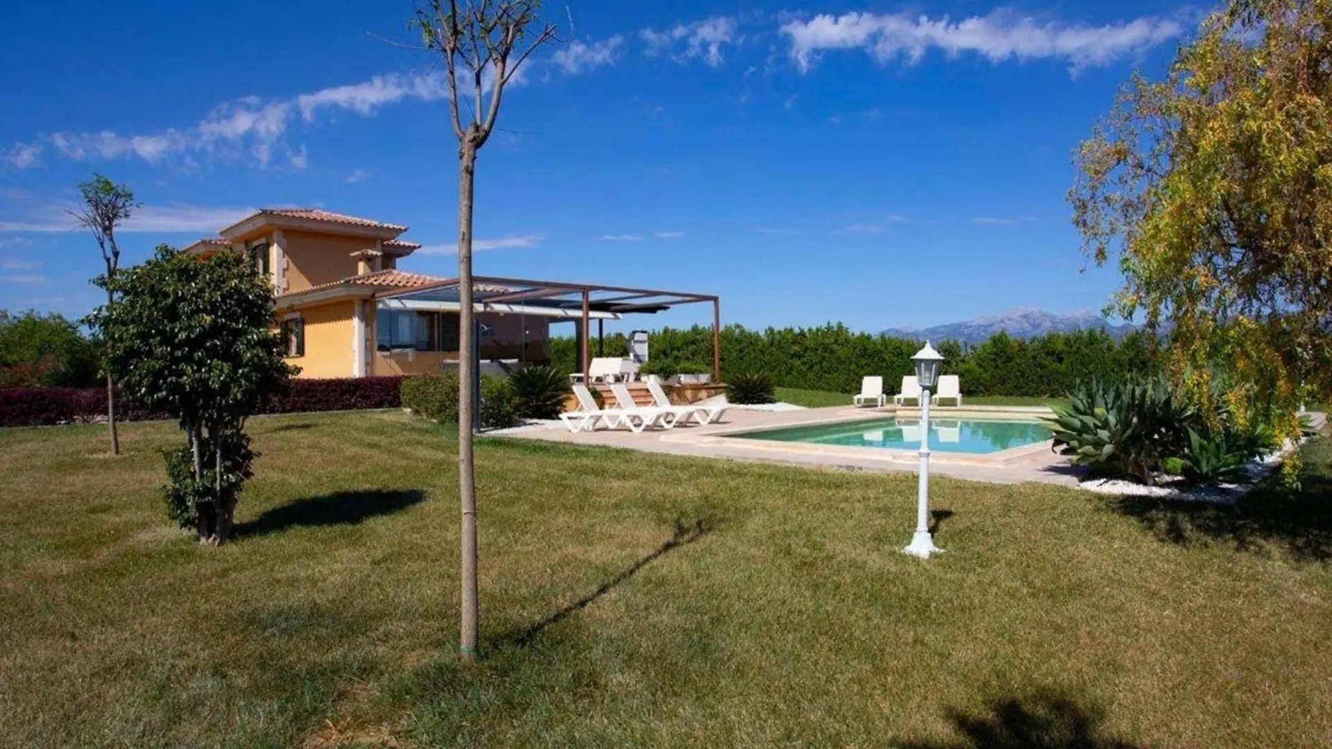 Grosszuegige Finca Mit Beheizbarem Pool Und Jacuzzi Muro 0*,